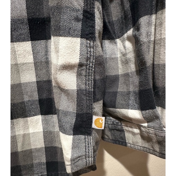 Carhartt Women's Black and White Flannel Plaid Button Up Shirt Size Medium - Picture 3 of 7